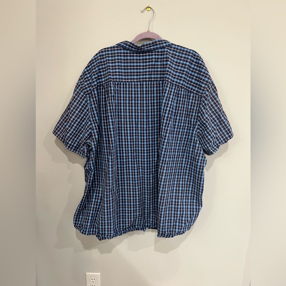 Big & Tall Men’s Short Sleeved Button Down Shirt - Picture 2 of 3